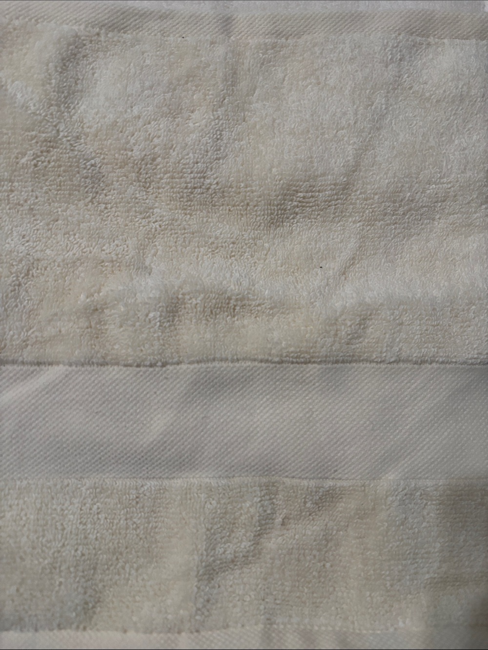 4 wash Towel Ralph Lauren  2 buttercup ( cream color) , 2 Linen cream color